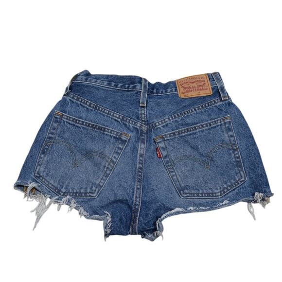 Levi's 501 Distressed Woman's High Waisted Shorty Jean Shorts Size 24 - Picture 6 of 14